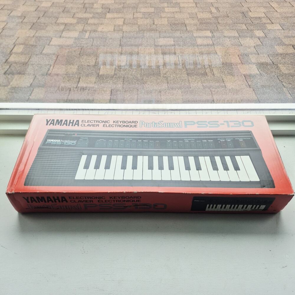 Vintage Yamaha PortaSound PSS-130 Electronic Keyboard Tested & Works Great Cond!